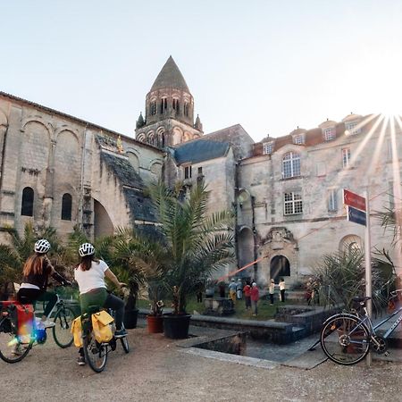 Les Chambres De L'Abbaye Saintes Dış mekan fotoğraf
