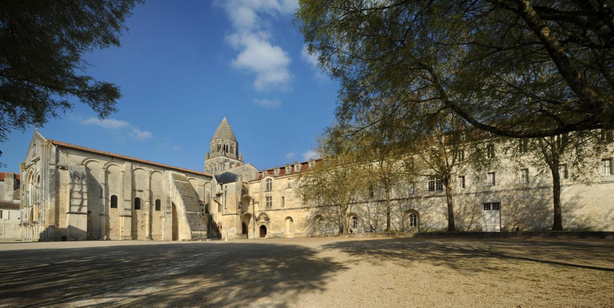 Les Chambres De L'Abbaye Saintes Dış mekan fotoğraf