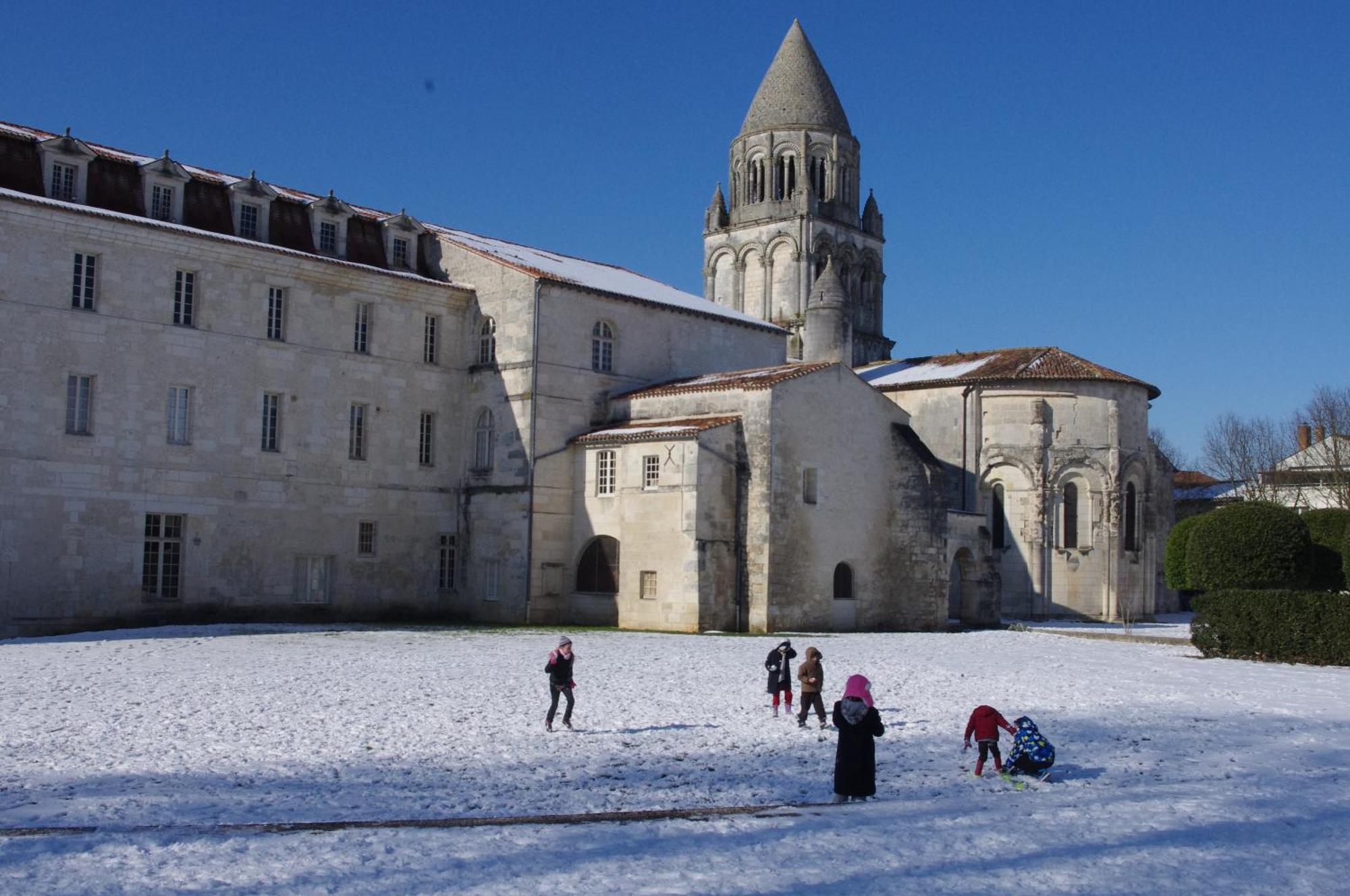 Les Chambres De L'Abbaye Saintes Dış mekan fotoğraf