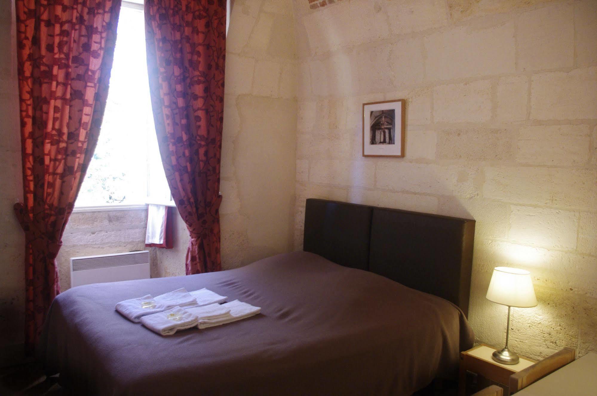 Les Chambres De L'Abbaye Saintes Dış mekan fotoğraf