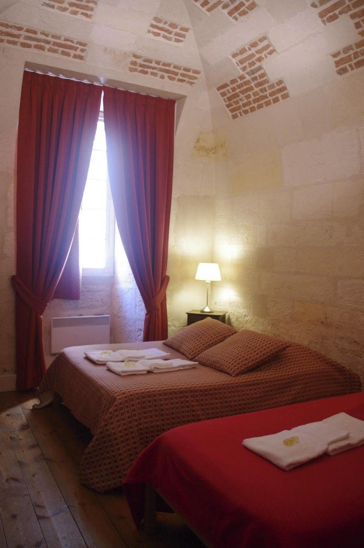 Les Chambres De L'Abbaye Saintes Dış mekan fotoğraf